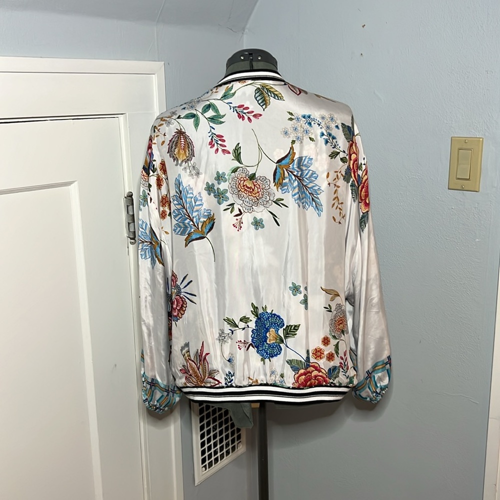 Johnny Was Reversible Slick Bomber Varsity Jacket Generous Sz Medium. Floral - Picture 12 of 16